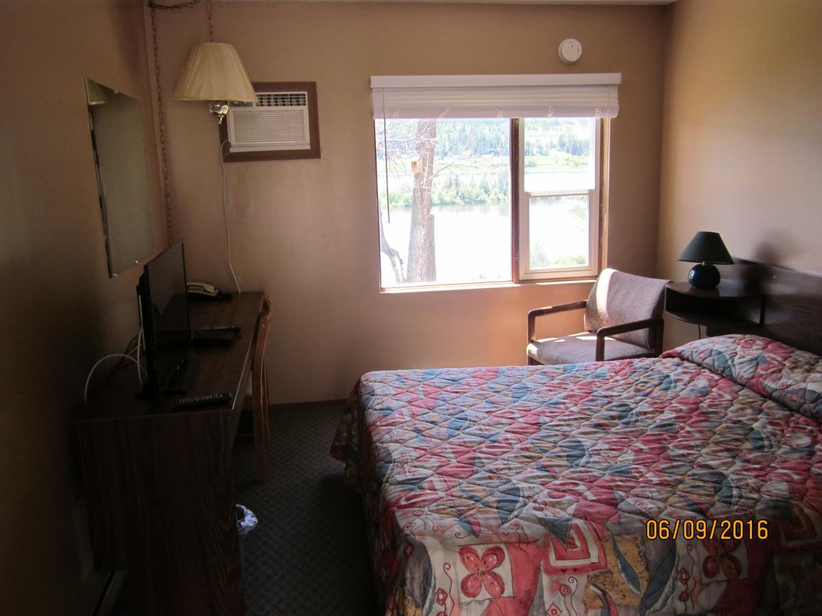 Valleyview Motel Уильямс-Лейк Экстерьер фото